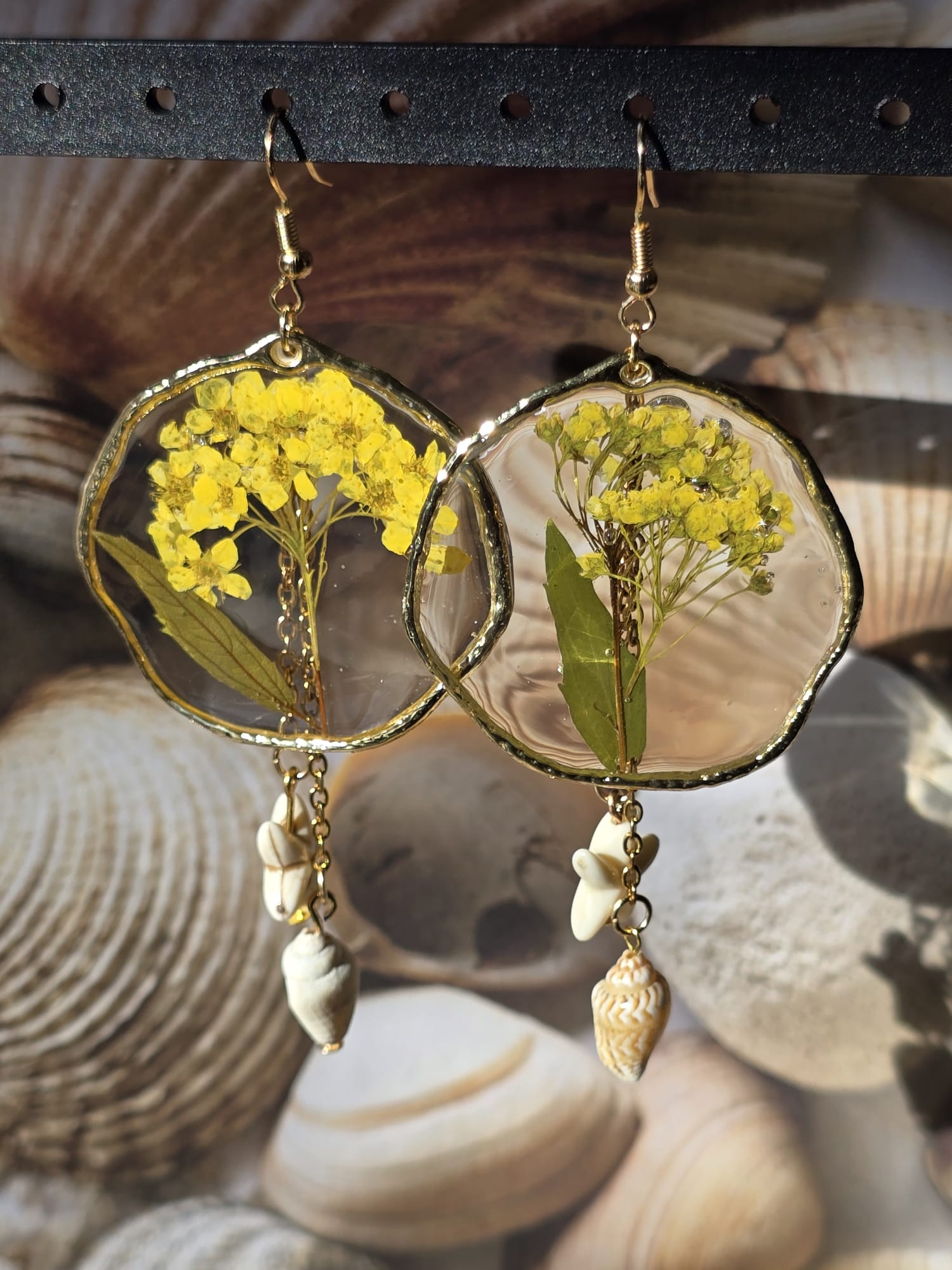 Orilla Amarilla - Botanical Coastal Dangle Earrings