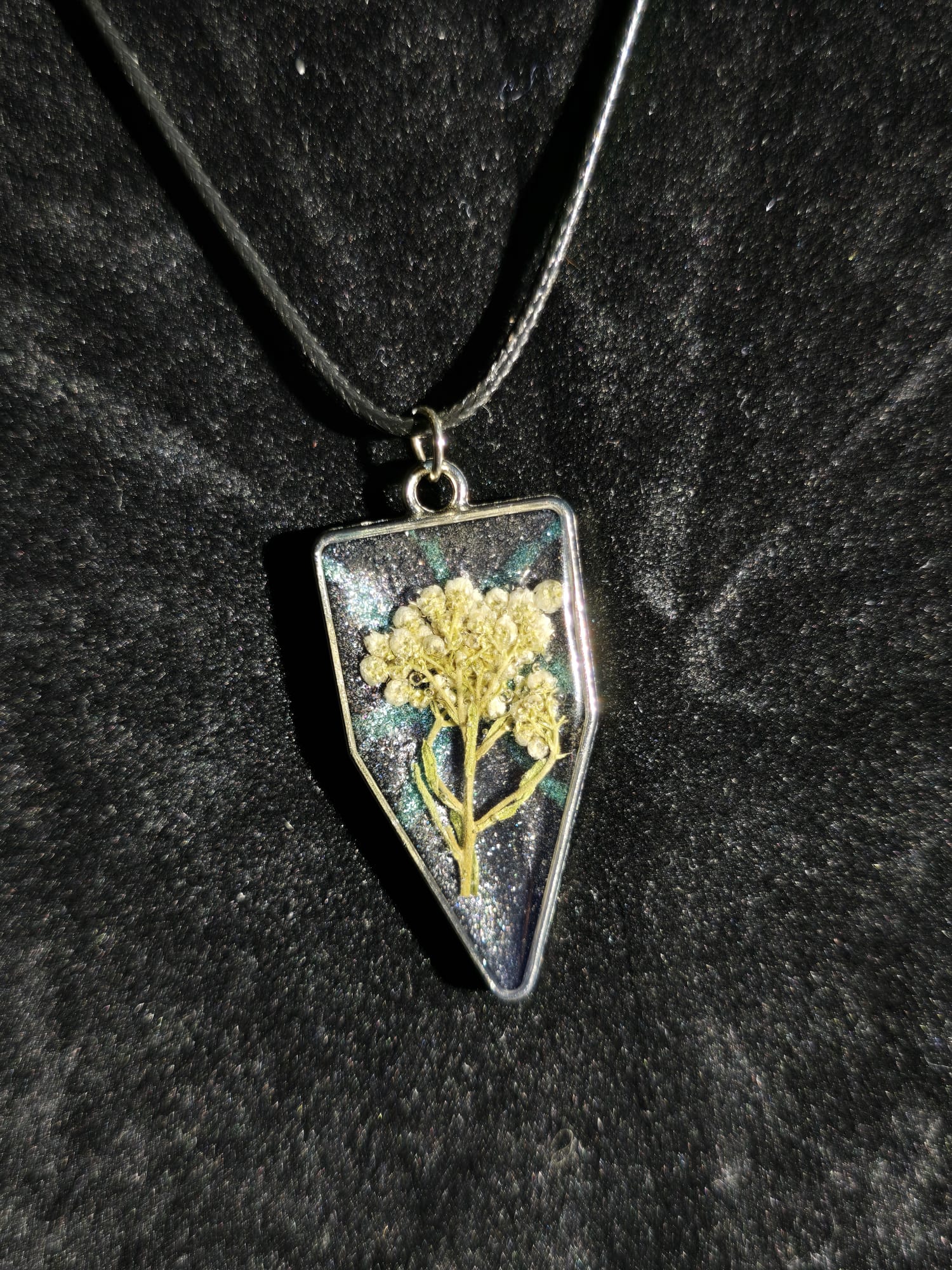 Flor del Cosmos - Botanical Pendant