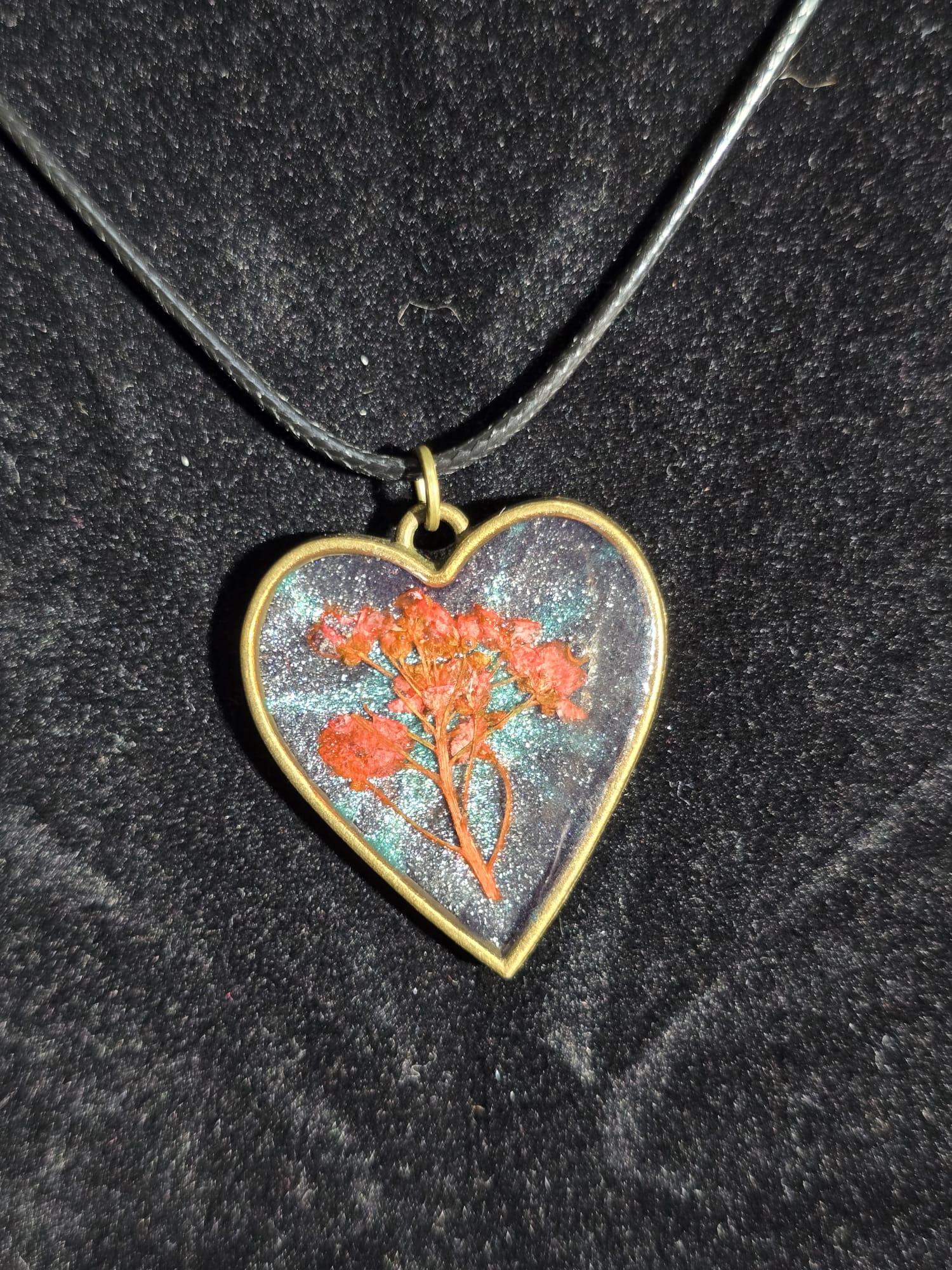 Flor del Cosmos - Heart-shaped Botanical Pendant
