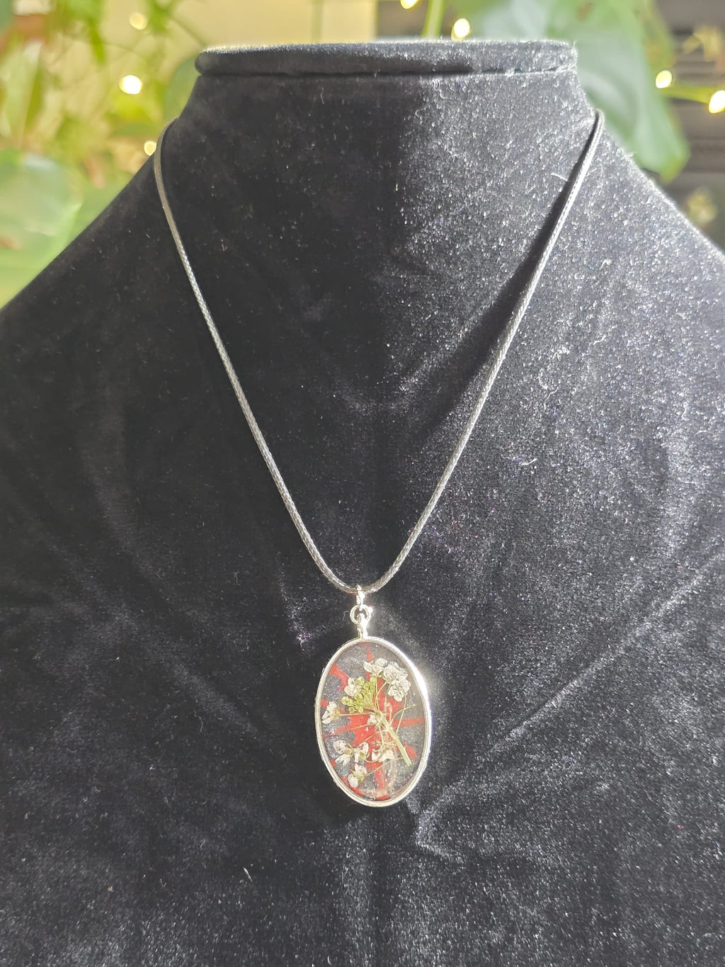 Flor del Cosmos - Botanical Pendant