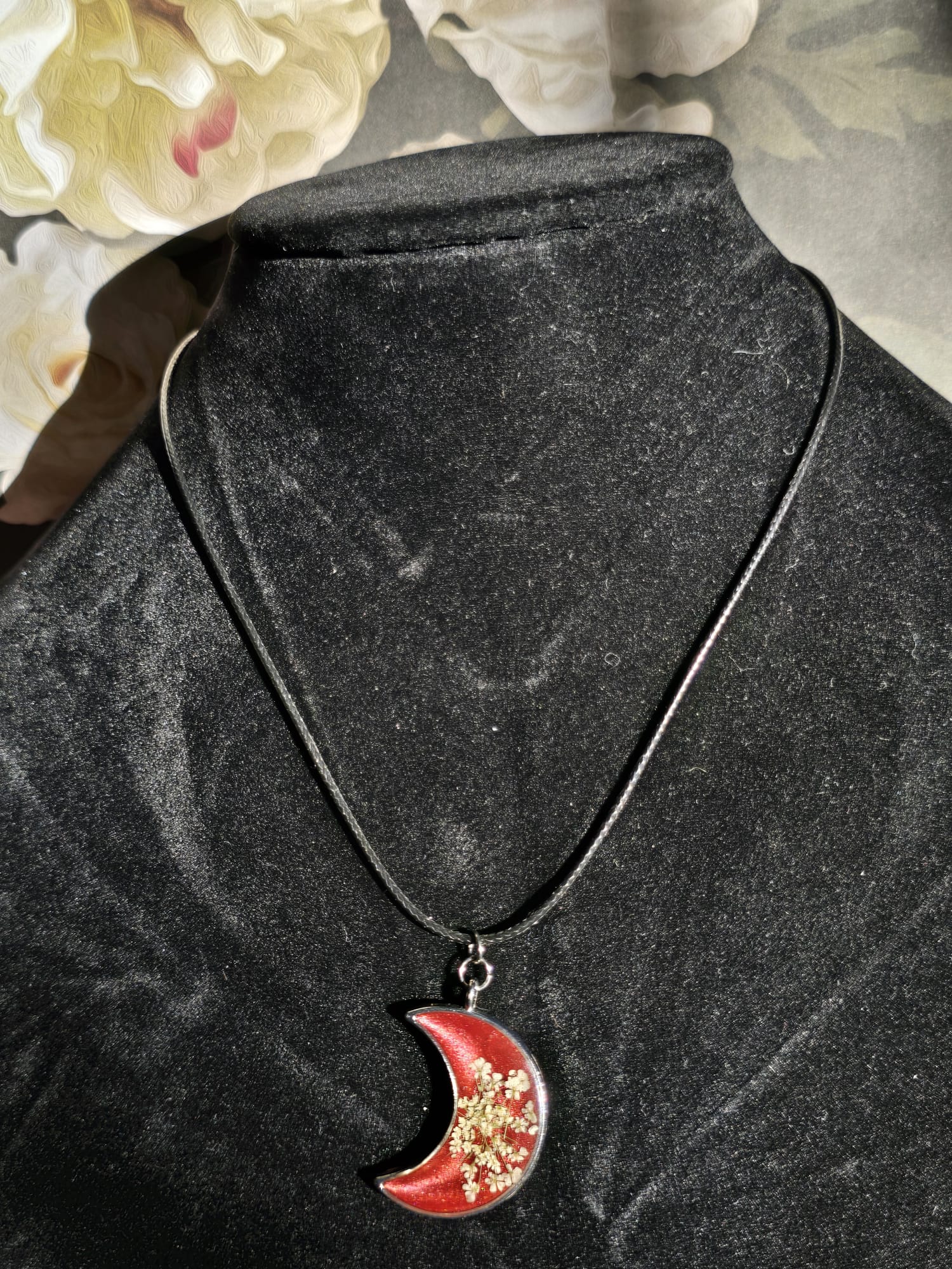 Luna's Breath - Moon-shaped Botanical Pendant